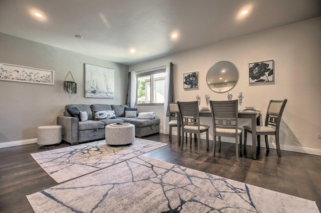 Contemporary Gem With Community Pool! Apartment *