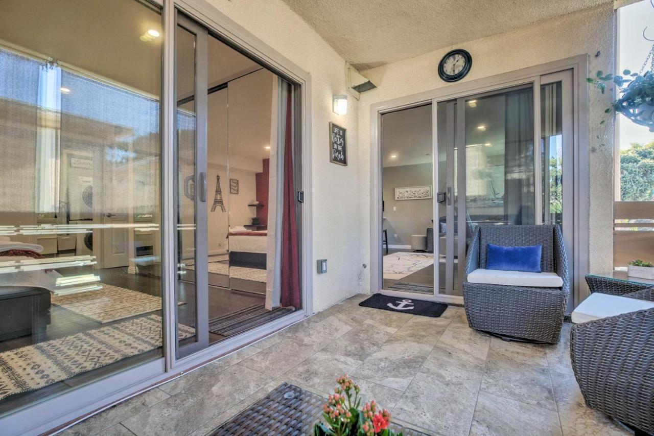 Apartment Contemporary Gem With Community Pool! San Diego