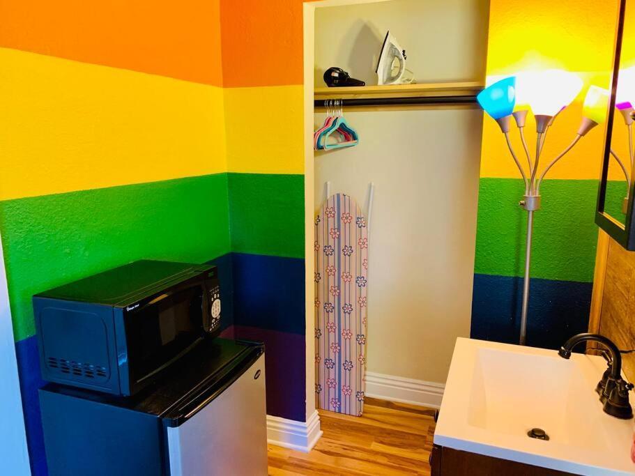 Love-themed Studio For Two Downtown! Perfect To Experience The City! Apartment *