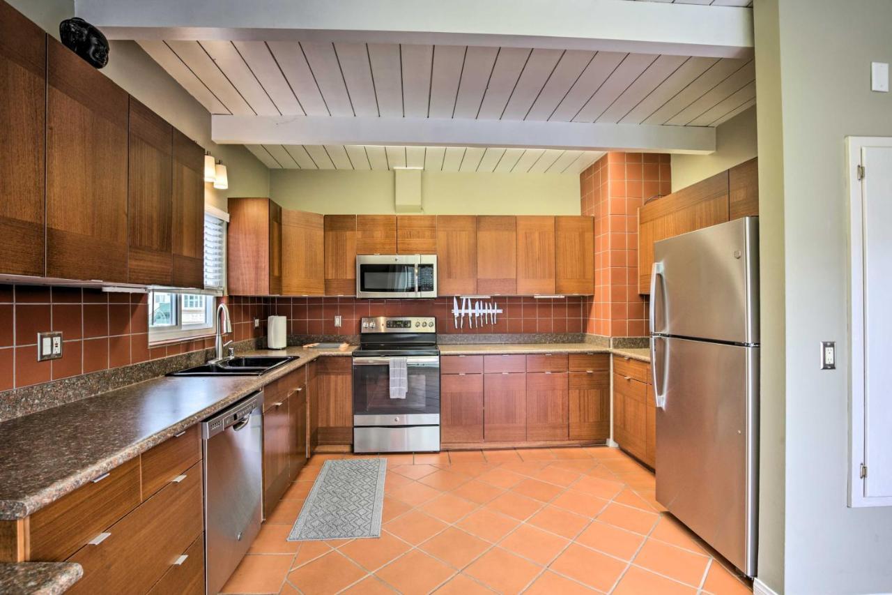 Pet-friendly Retreat Near Beach! Apartment