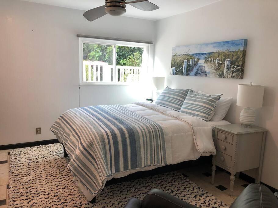 Holiday home Upscale Mission Beach Couples Getaway/pet Friendly San Diego