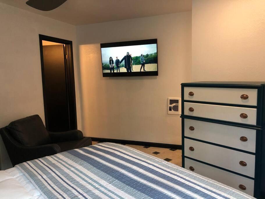 Holiday home Upscale Mission Beach Couples Getaway/pet Friendly San Diego