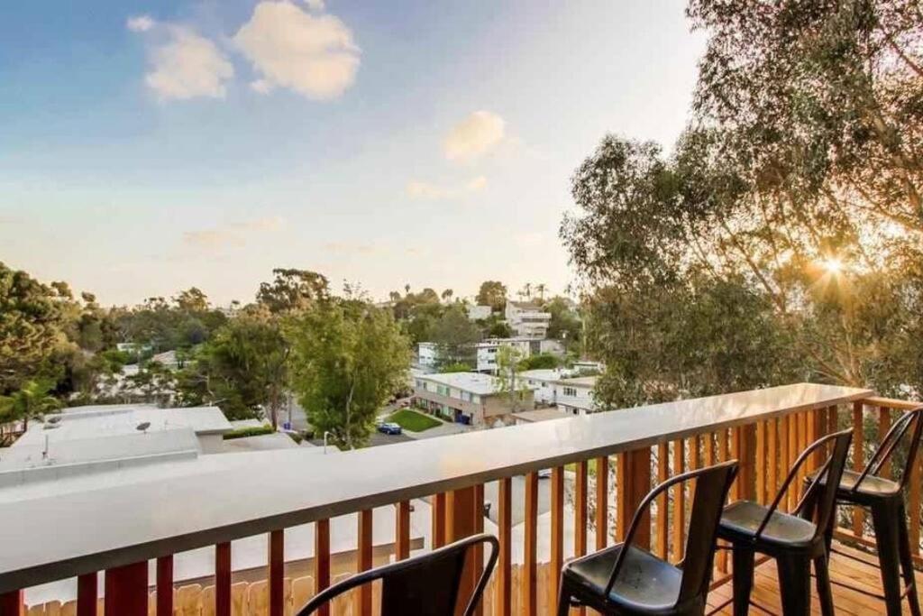 Holiday home Fabulous New 4br/3ba House In Mission Hills *