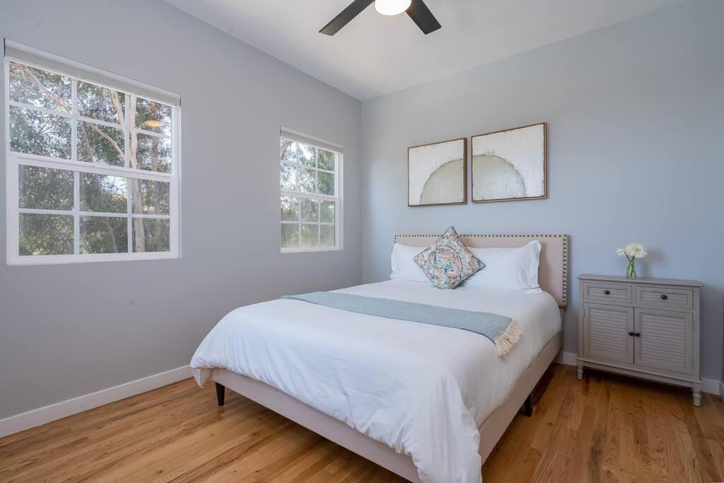 Fabulous New 4br/3ba House In Mission Hills Holiday home San Diego
