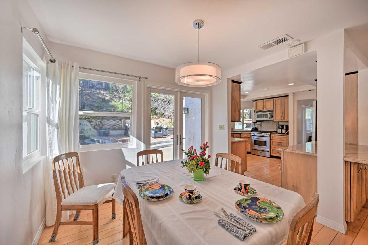 Spacious House With Yard And Patio!