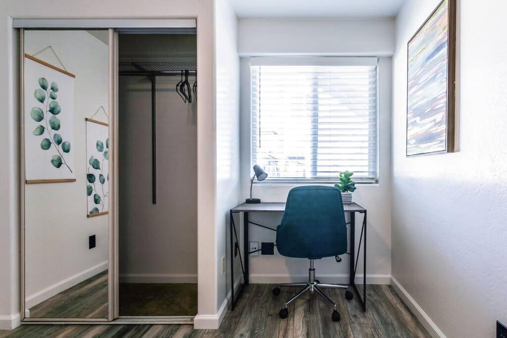 Crown Point Beach Retreat