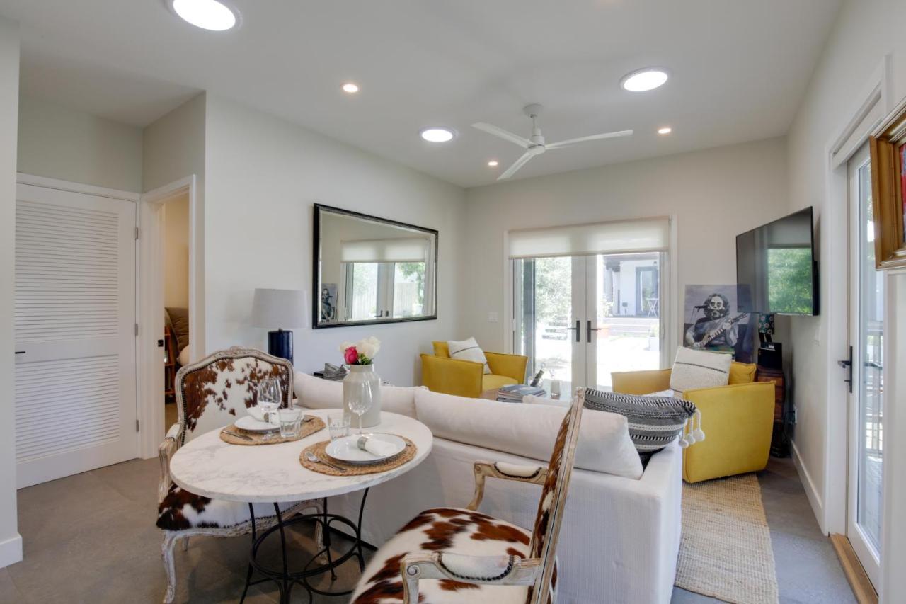 Serene Retreat With Deck - Walk To Bay! *