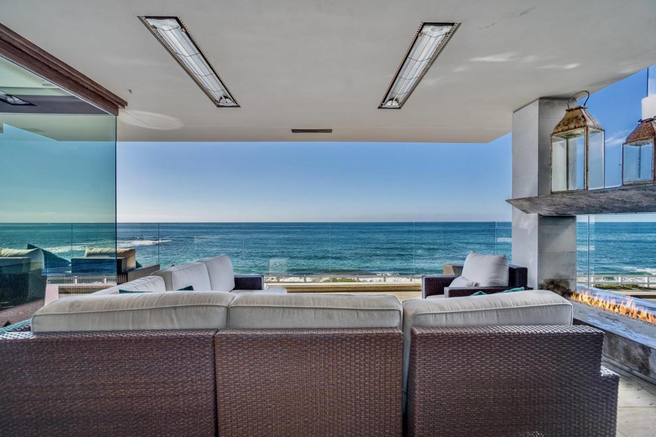 Luxury Beachfront With Hot Tub & Ocean Views Holiday home *