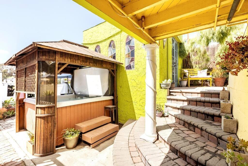 Nagy's Artsy For 8 With Jacuzzi & Fireplace