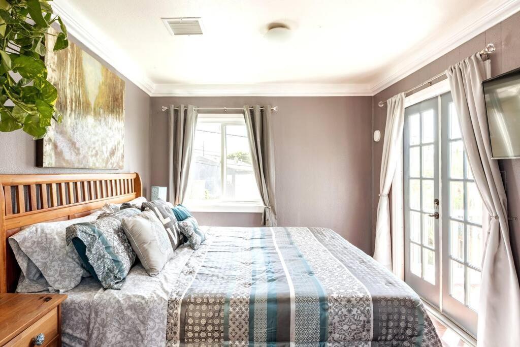 Nagy's Artsy For 8 With Jacuzzi & Fireplace Holiday home