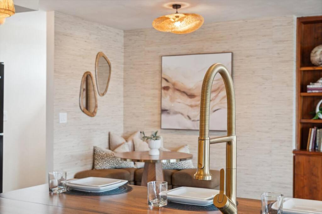 Holiday home Luxurious La Jolla W/ Ocean Views! San Diego