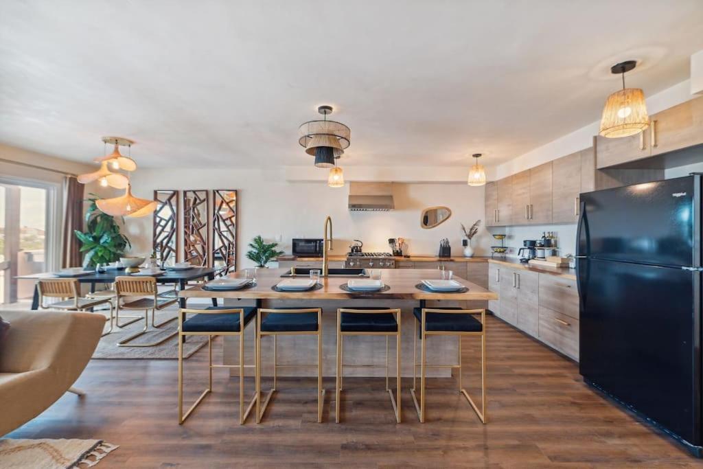 Luxurious La Jolla W/ Ocean Views! Holiday home *