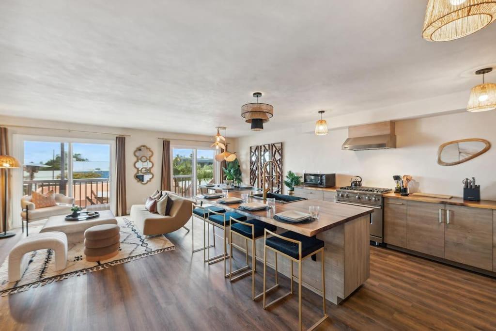 Holiday home Luxurious La Jolla W/ Ocean Views! San Diego