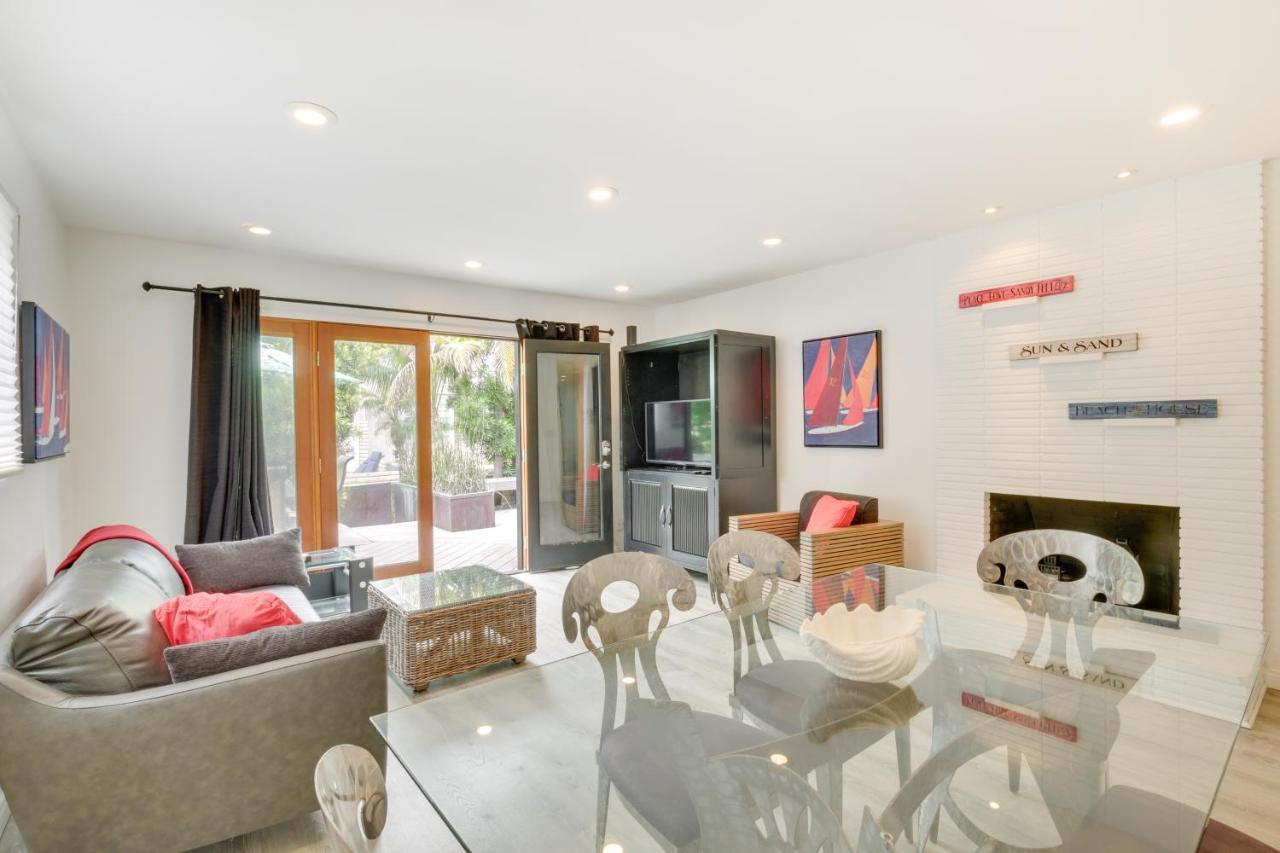 With Deck Walk To Mission Beach! Holiday home San Diego
