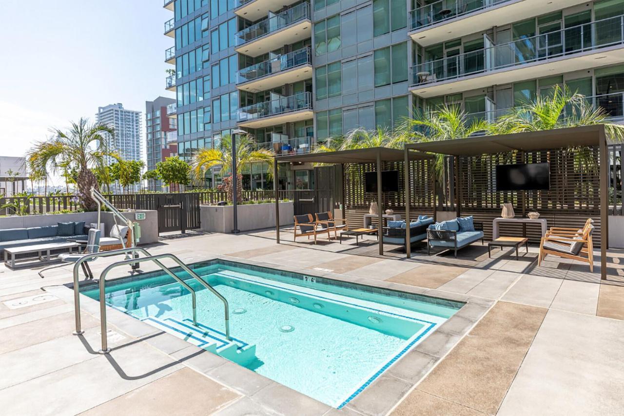 Gaslamp 1br W Gym Sauna Wd Nr Shops San-2 *