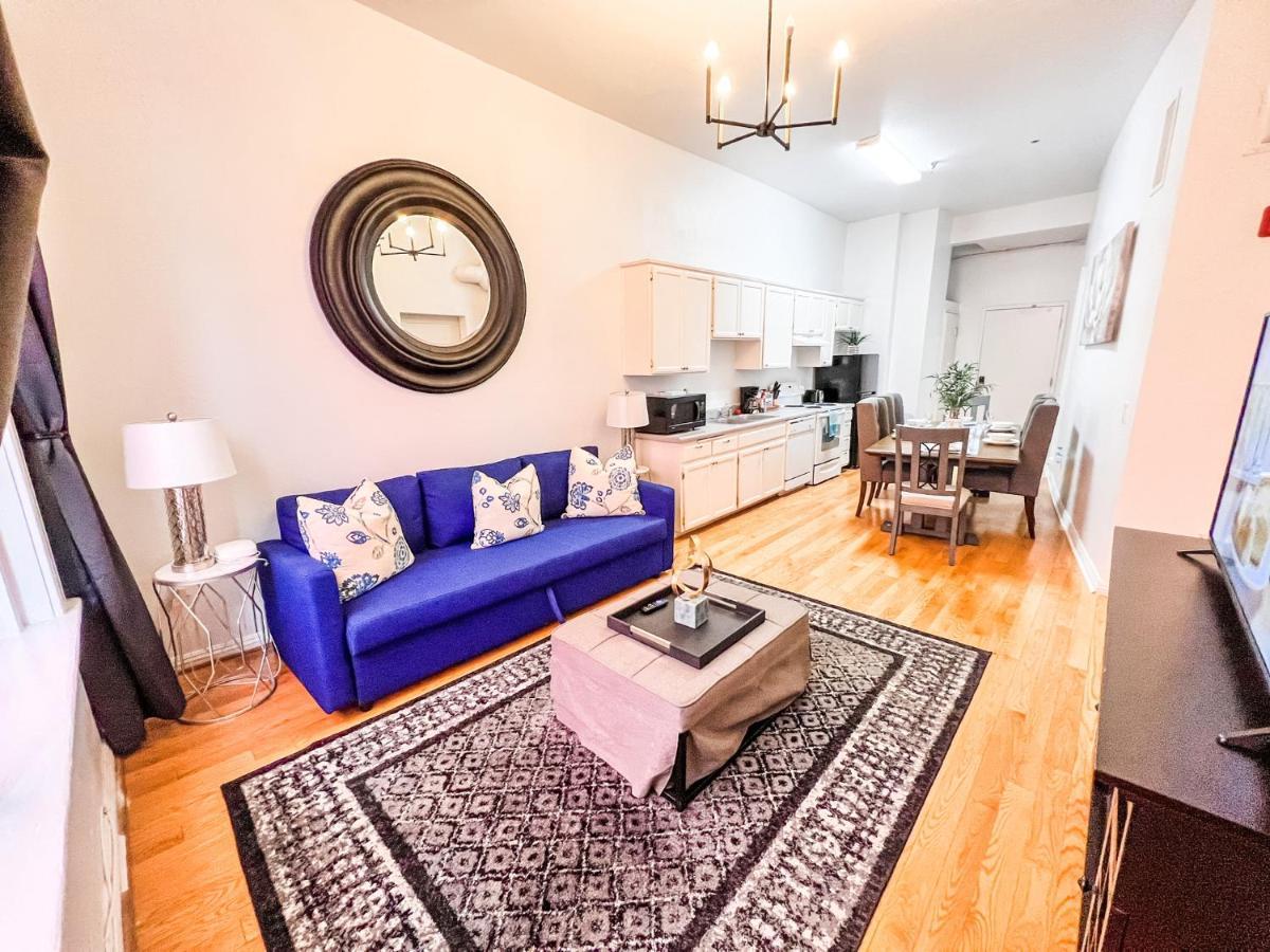 Gaslamp 2bdrm - W Parking & 5 Beds #403 Hotel
