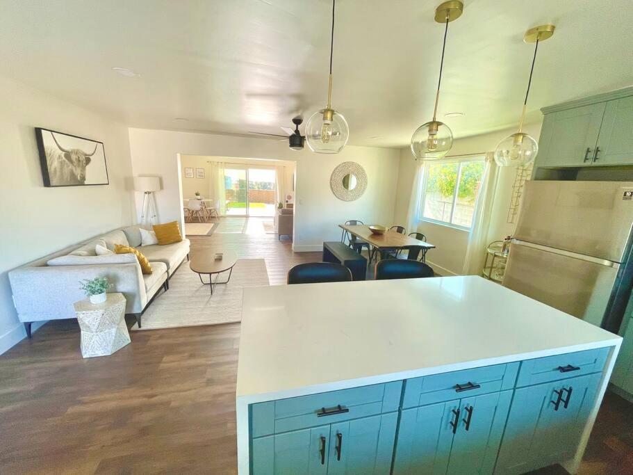 Holiday home Modern With View And Large Private Backyard San Diego