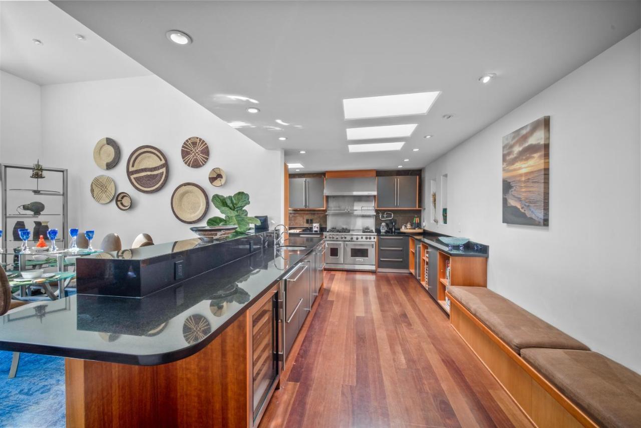 Stunning Ocean-view Villa, Walking To La Jolla Cove Holiday home San Diego