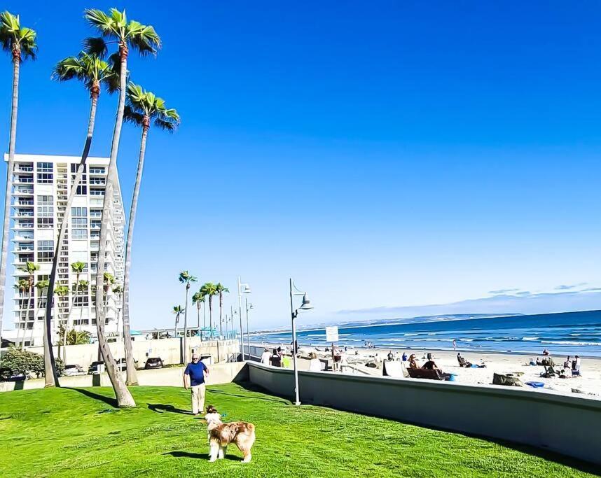Luxury Beach-front High-rise Apartment San Diego