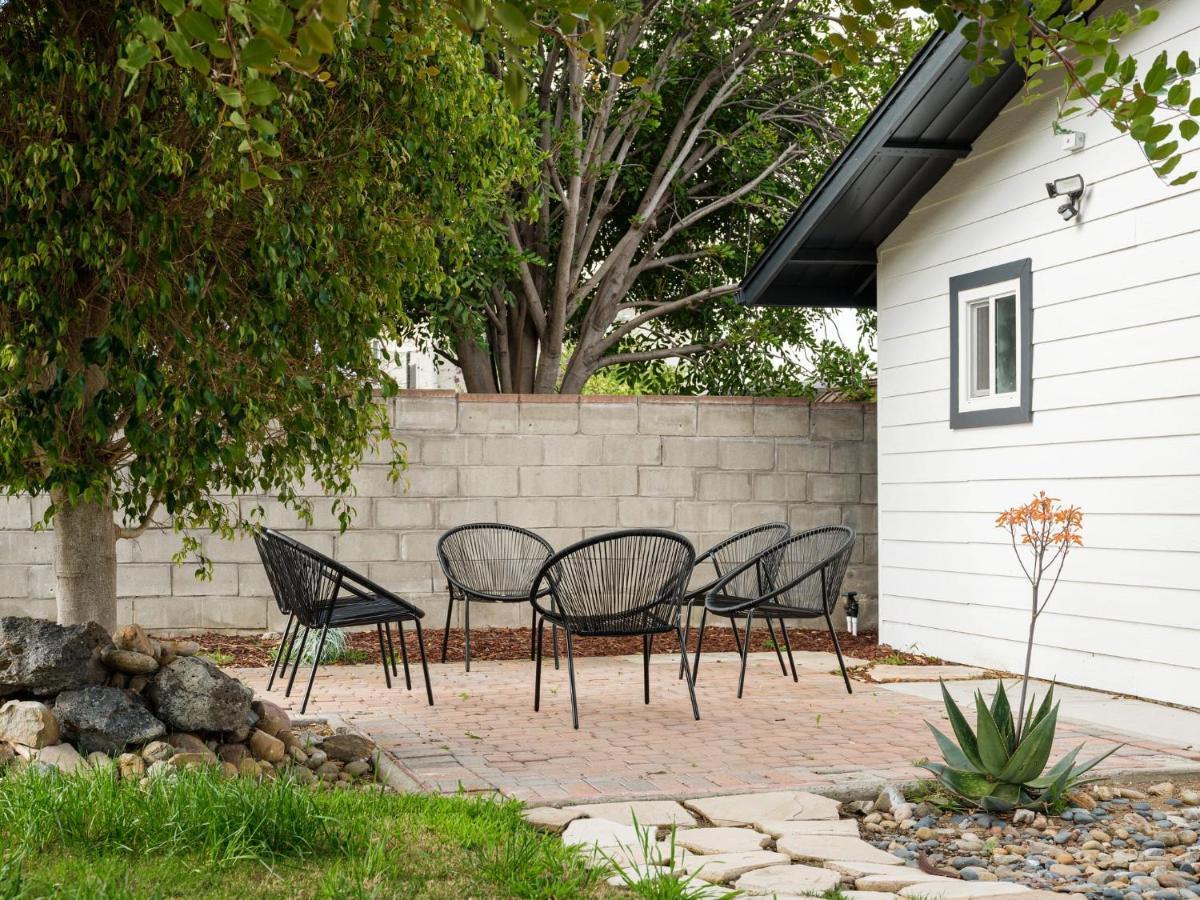Holiday home Peaceful 4br With Fire Pit And Huge Yard *