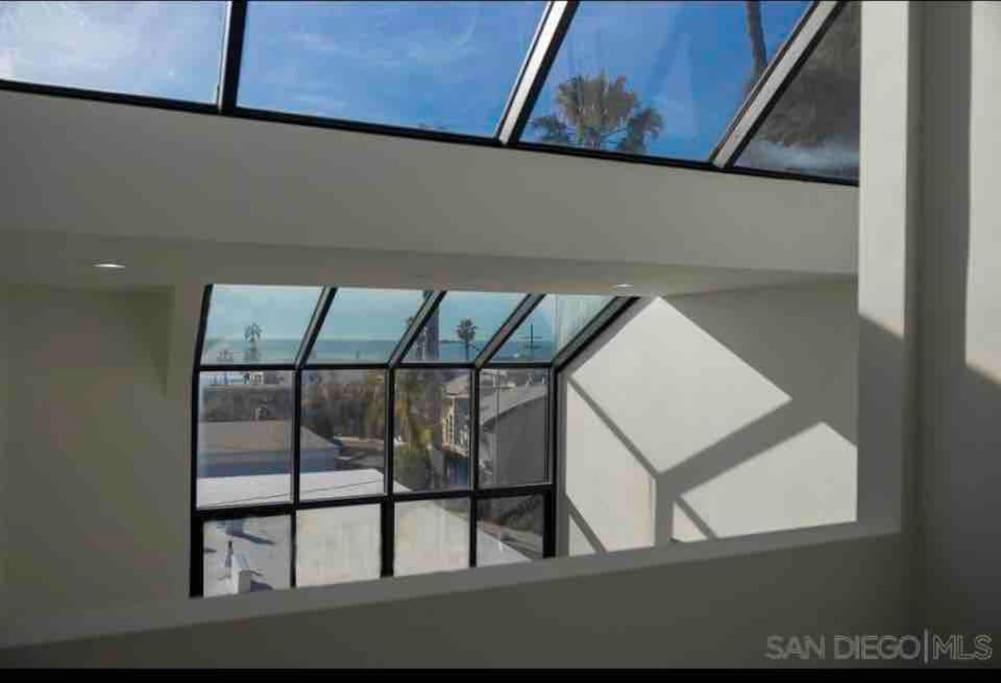 La Jolla Townhouse Steps Away From Windansea * San Diego