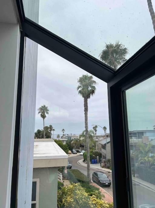 La Jolla Townhouse Steps Away From Windansea * San Diego