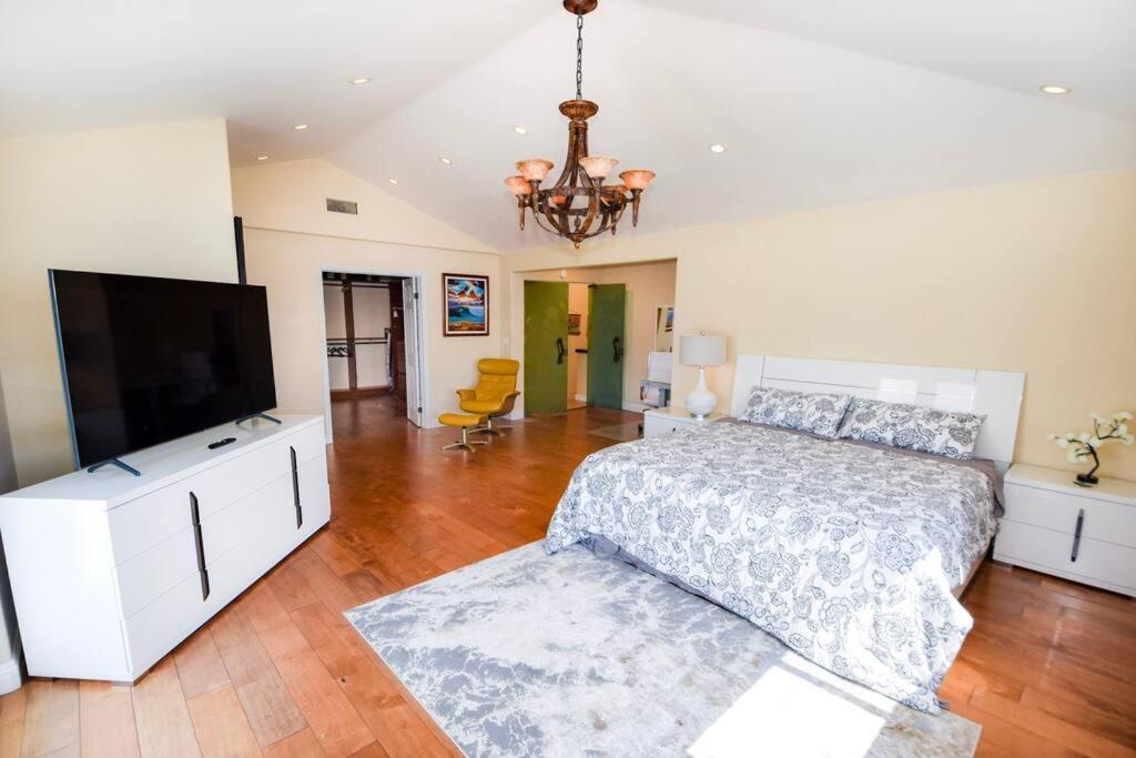 Private Front 4bed 4bath Pool And House San Diego