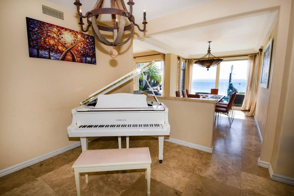 Villa Private Front 4bed 4bath Pool And House *
