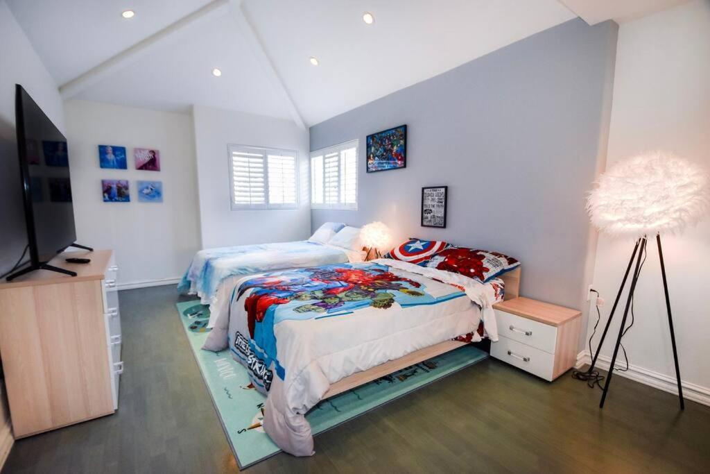 Private Front 4bed 4bath Pool And House *