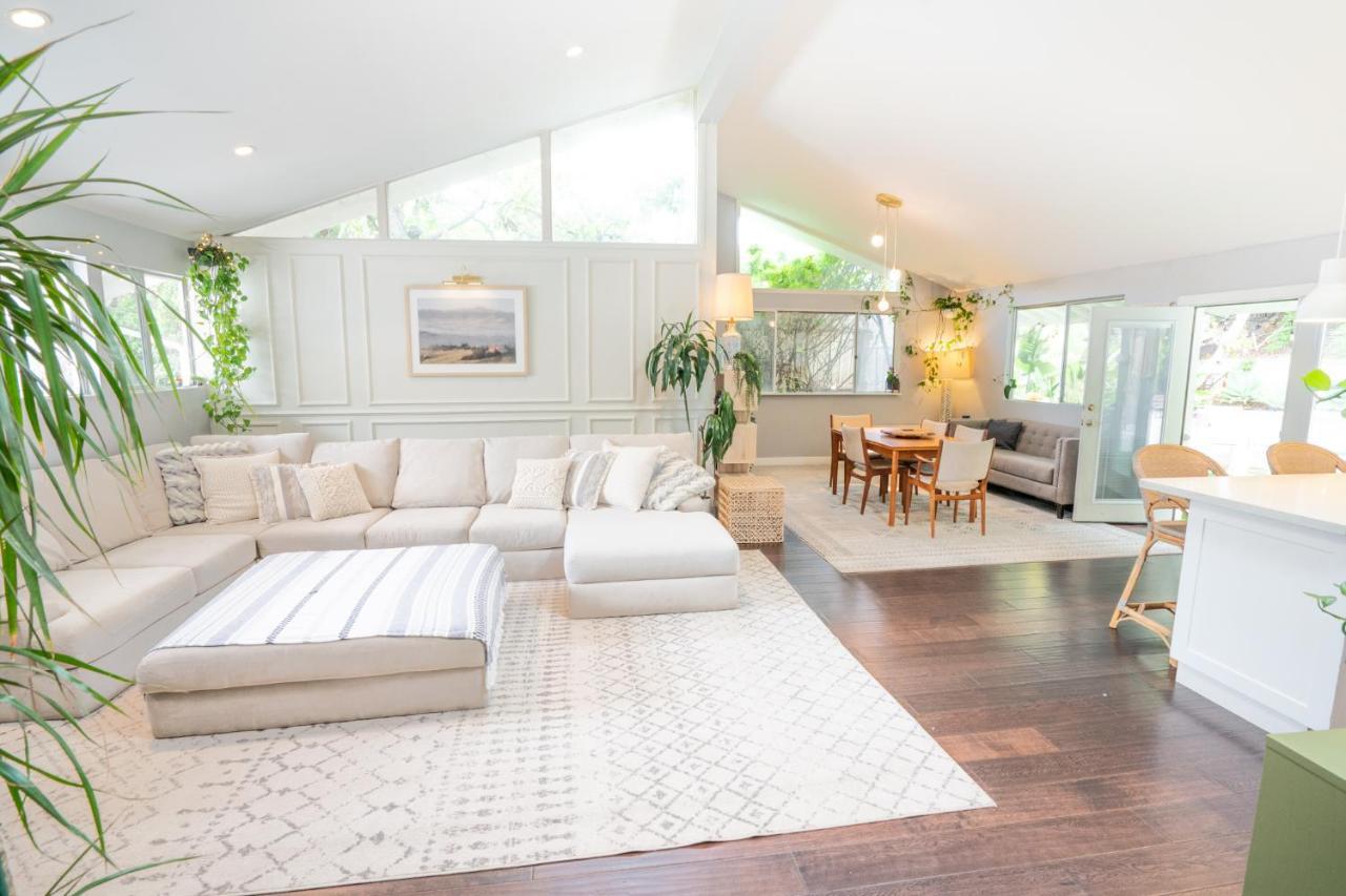 Large House With Jacuzzi, Backyard & Ping Pong