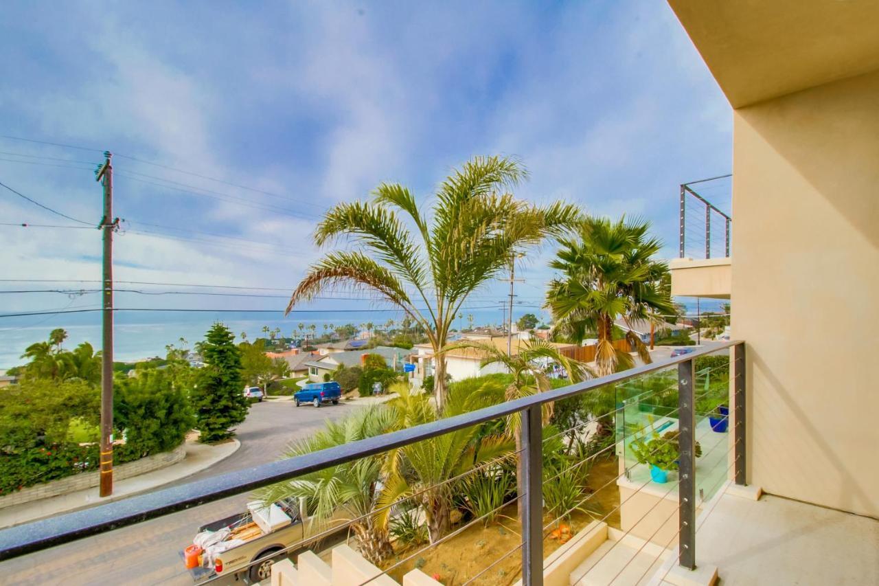 Sunset Cliffs Modern Luxury Estate W Ocean Views, Oversized Spa, Ac, Yard! Holiday home