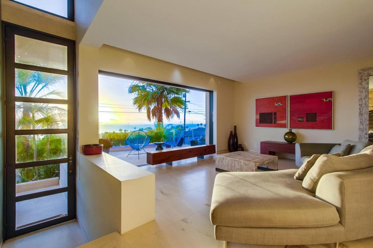 Sunset Cliffs Modern Luxury Estate W Ocean Views, Oversized Spa, Ac, Yard! Holiday home *