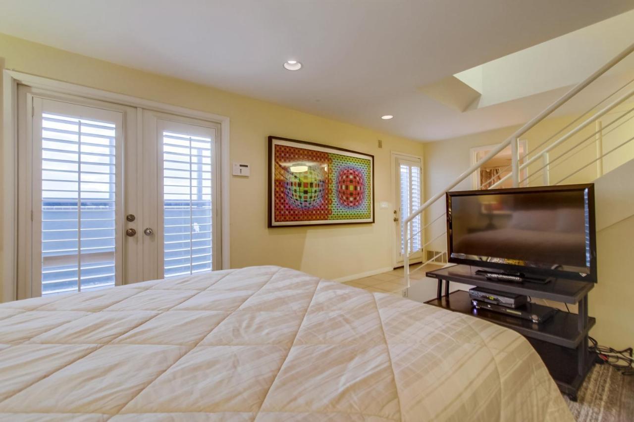 Mission Bay Dreams - W Bay Access, Parking, Pool &