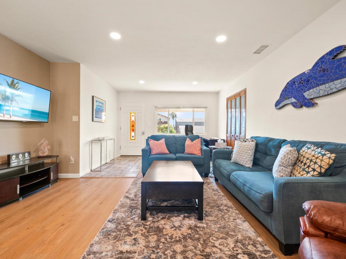 Holiday home Bay Park Garden Paradise - Location, Ac, Washer Dryer & Private Yard! San Diego