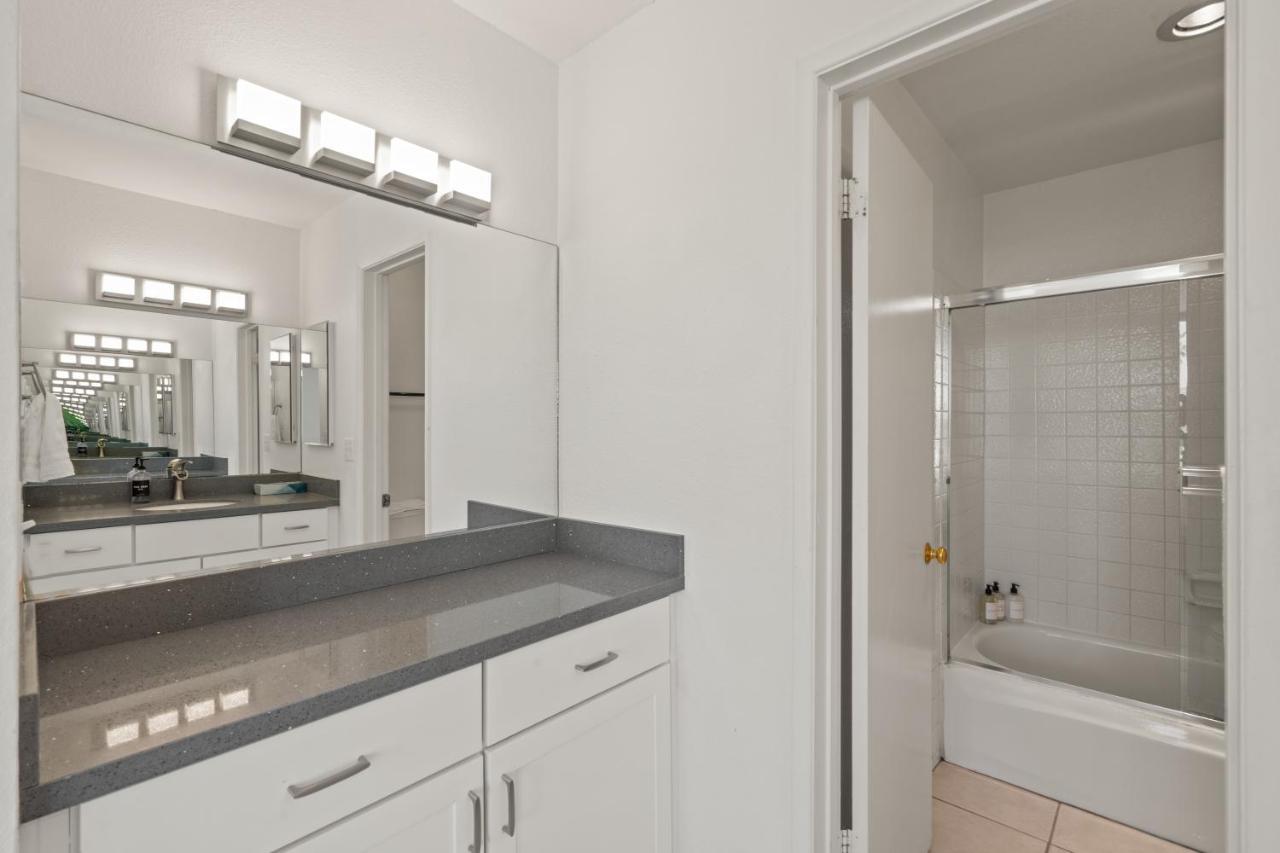 Belmont Modern - Ocean View, Pet Friendly, Patio Holiday home San Diego