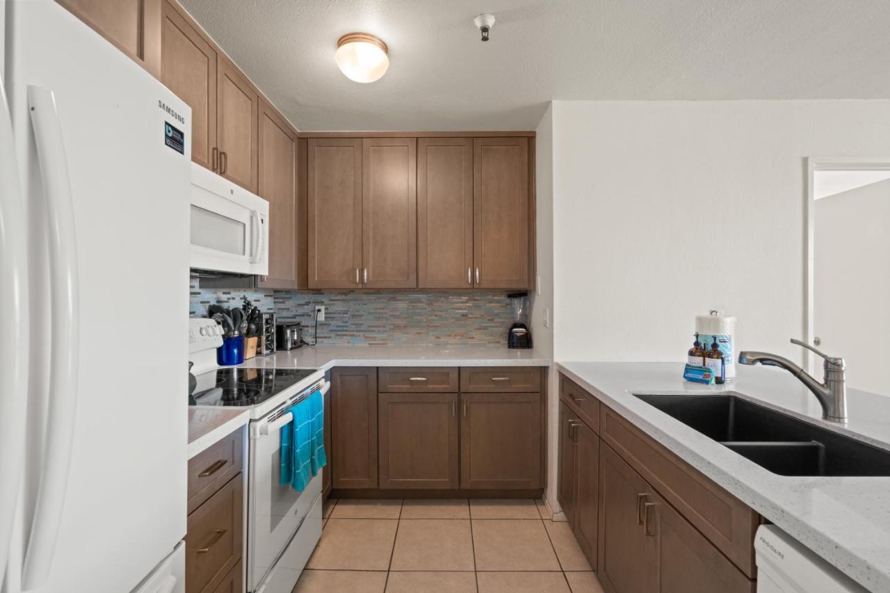 Belmont Modern - Ocean View, Pet Friendly, Patio Holiday home *