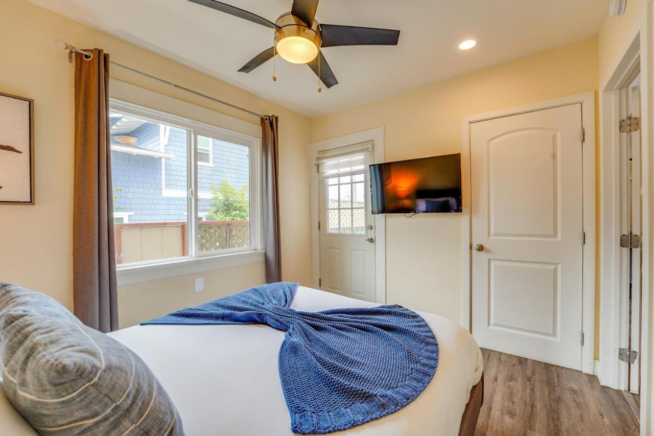 La Jolla Oasis - Pet Friendly, Large Backyard, Walk2beach & Location!