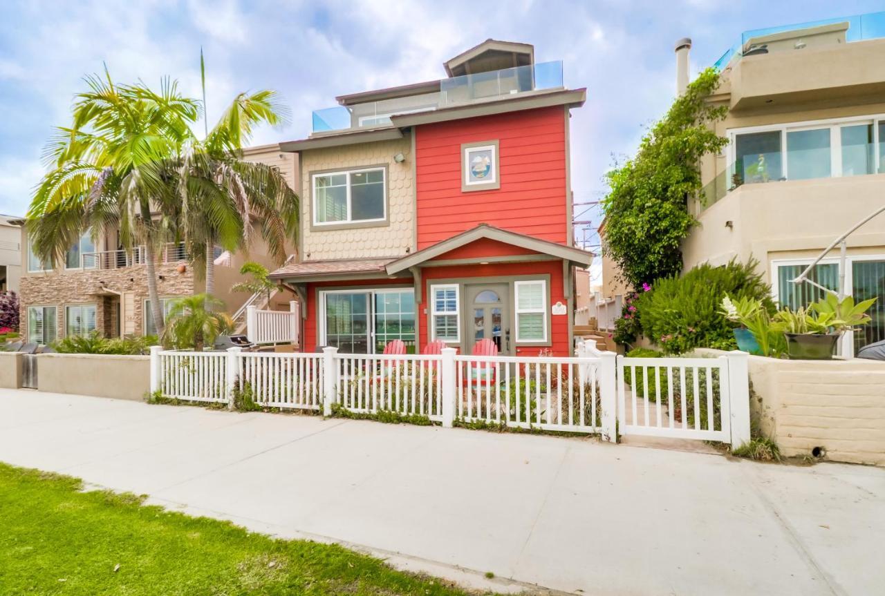 Bayfront Paradise- Bay Views & Boardwalk Patio Holiday home San Diego