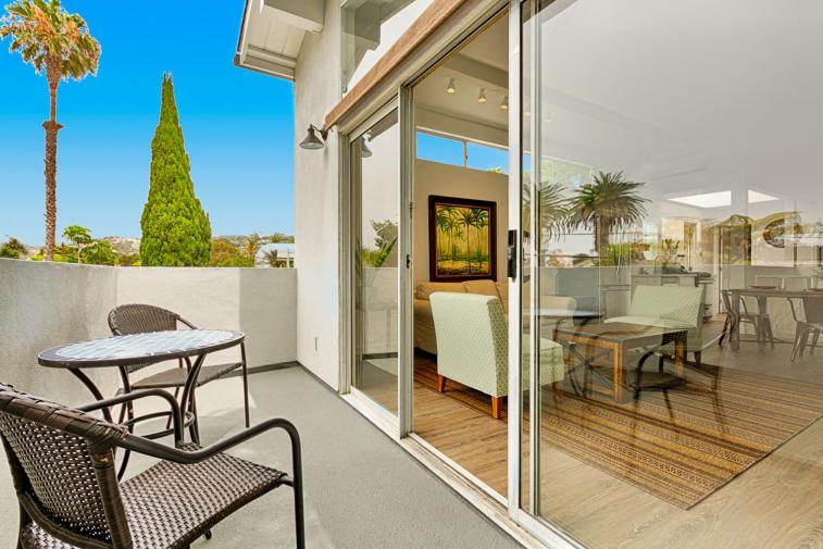 Shores Perfection - Spa, Ac, Pet Friendly, Parking, Fire Pit & Massive Private Yard! San Diego