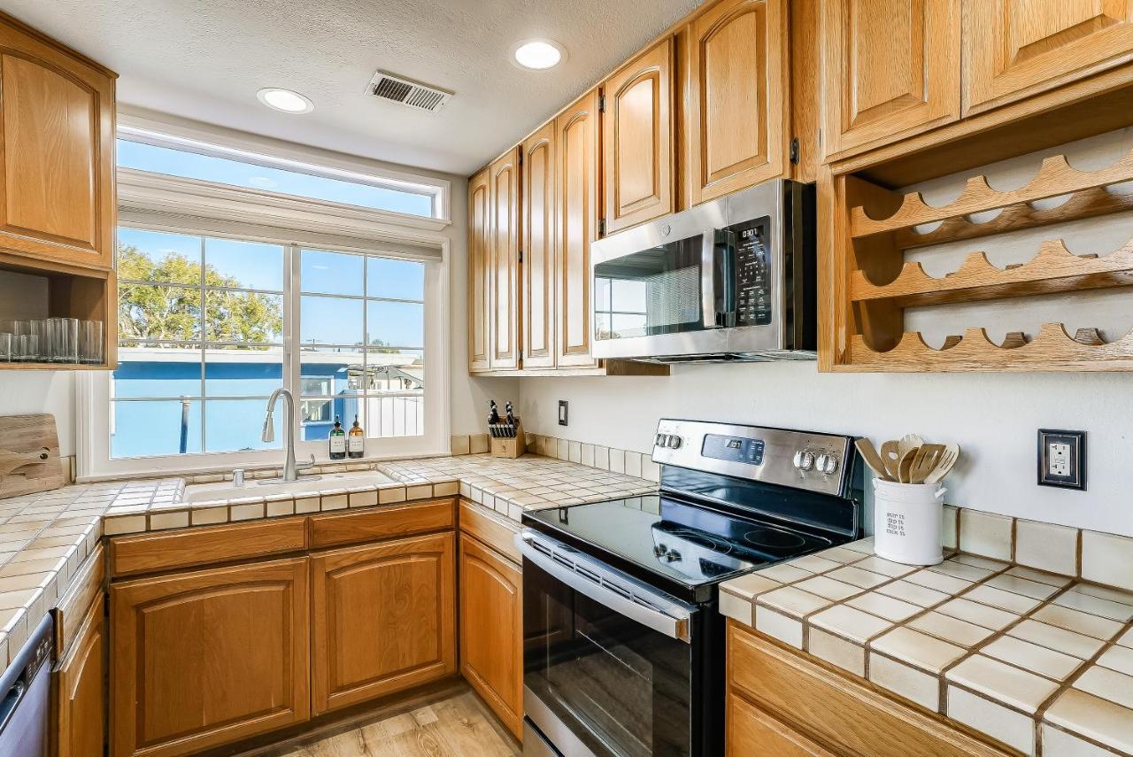 Ormond Retreat W Ocean View, Steps2beach & Garage * San Diego