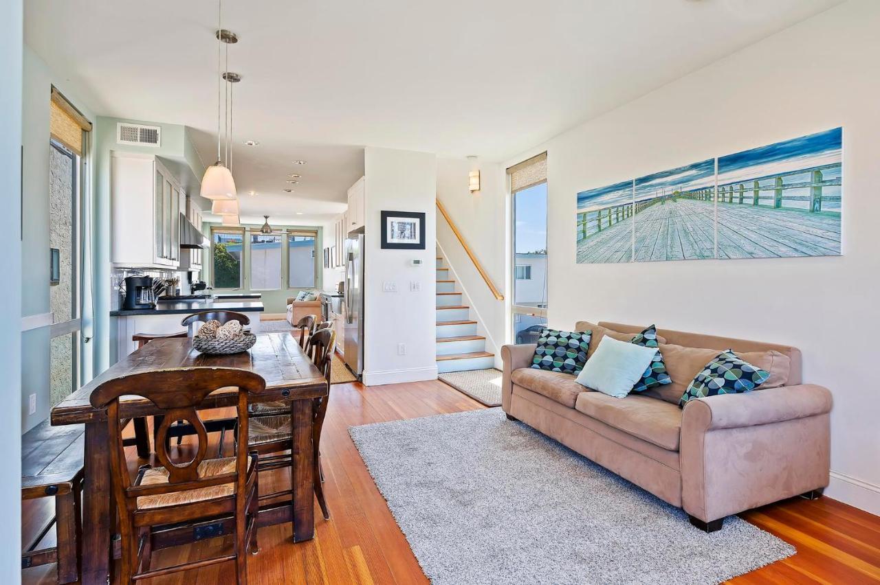 Bay View Beach House - Your Coastal Retreat * San Diego