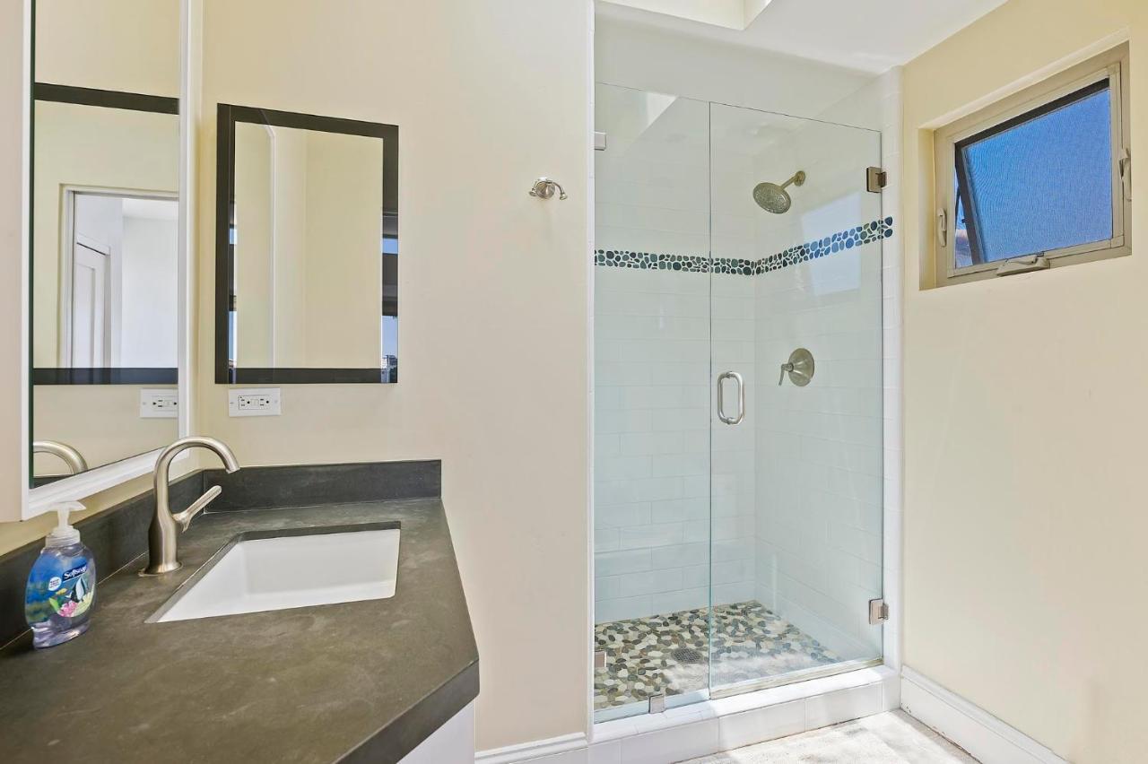 Bay View Beach House - Your Coastal Retreat Holiday home