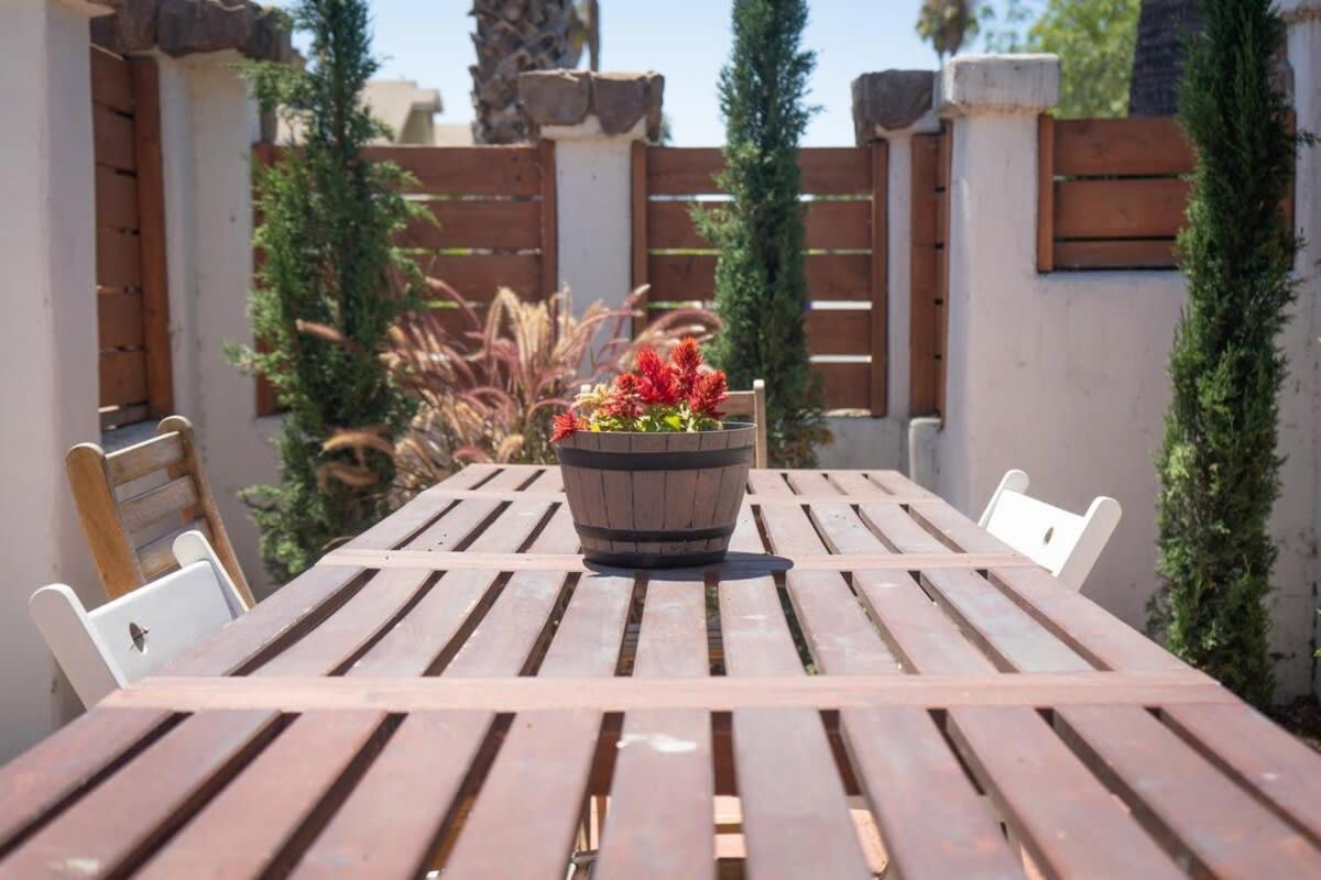 Holiday home Artfully-styled In The Heart Of It *