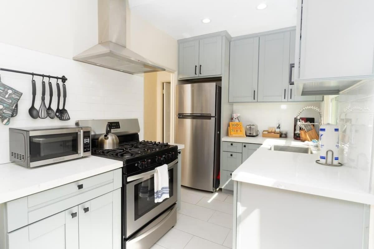 Artfully-styled In The Heart Of It Holiday home *