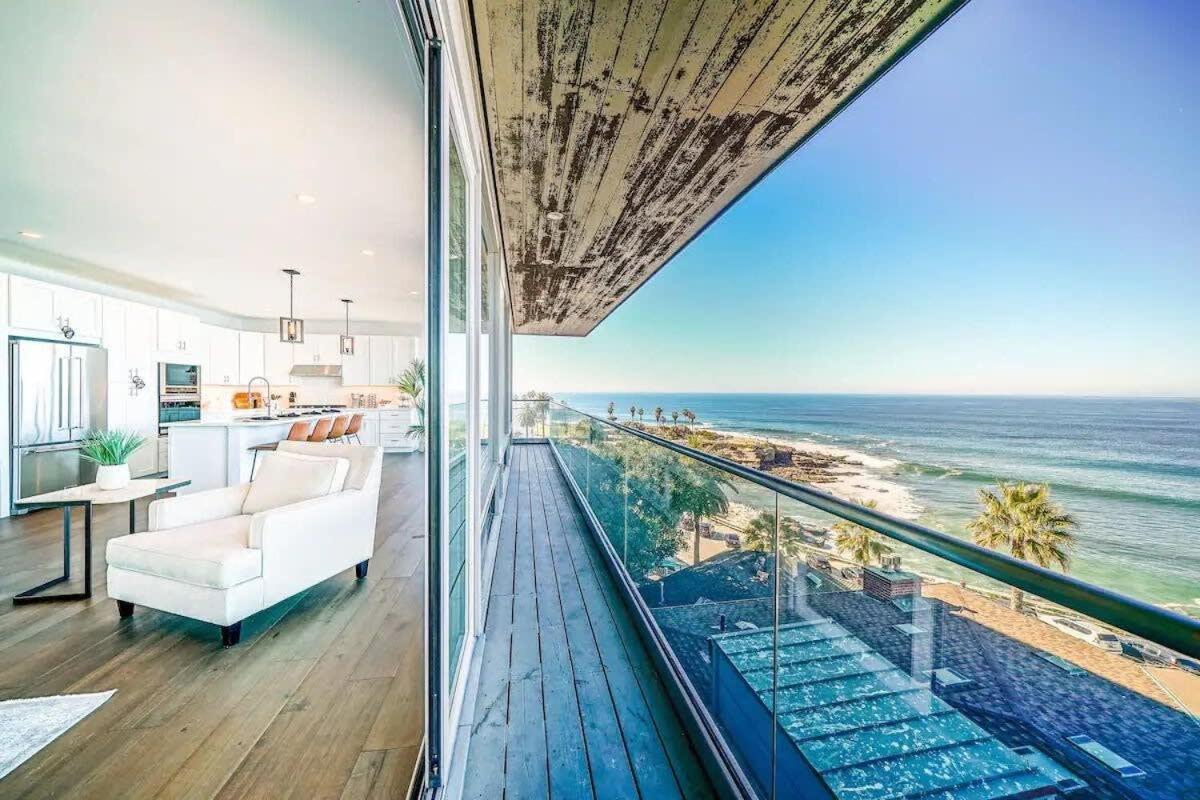Panoramic Ocean Vistas With Hot Tub And Firepit Holiday home