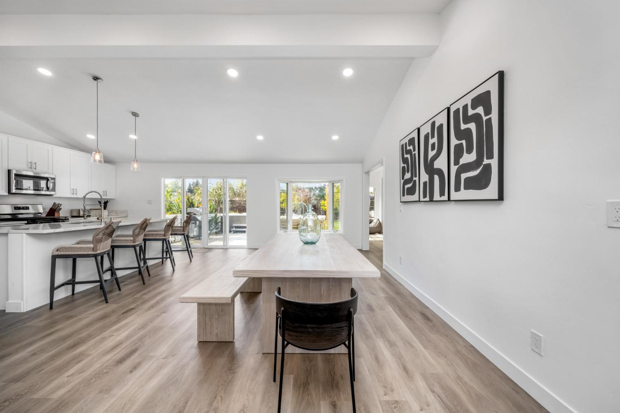 Spacious With 7 Beds Minutes From Mission Bay Holiday home