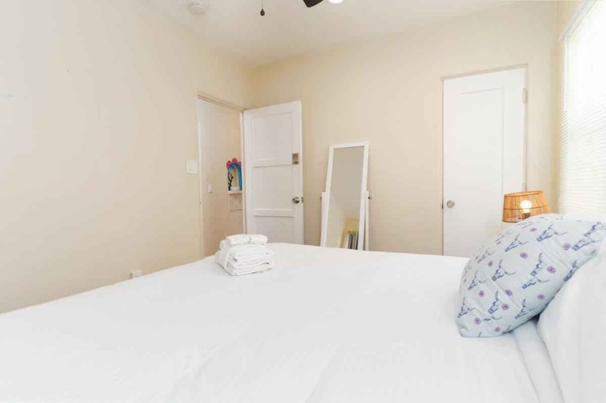 Artfully-styled In The Heart Of It * San Diego