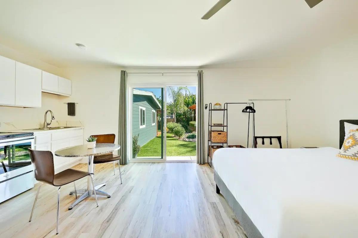 Outdoor Haven With Walk To La Jolla Shores