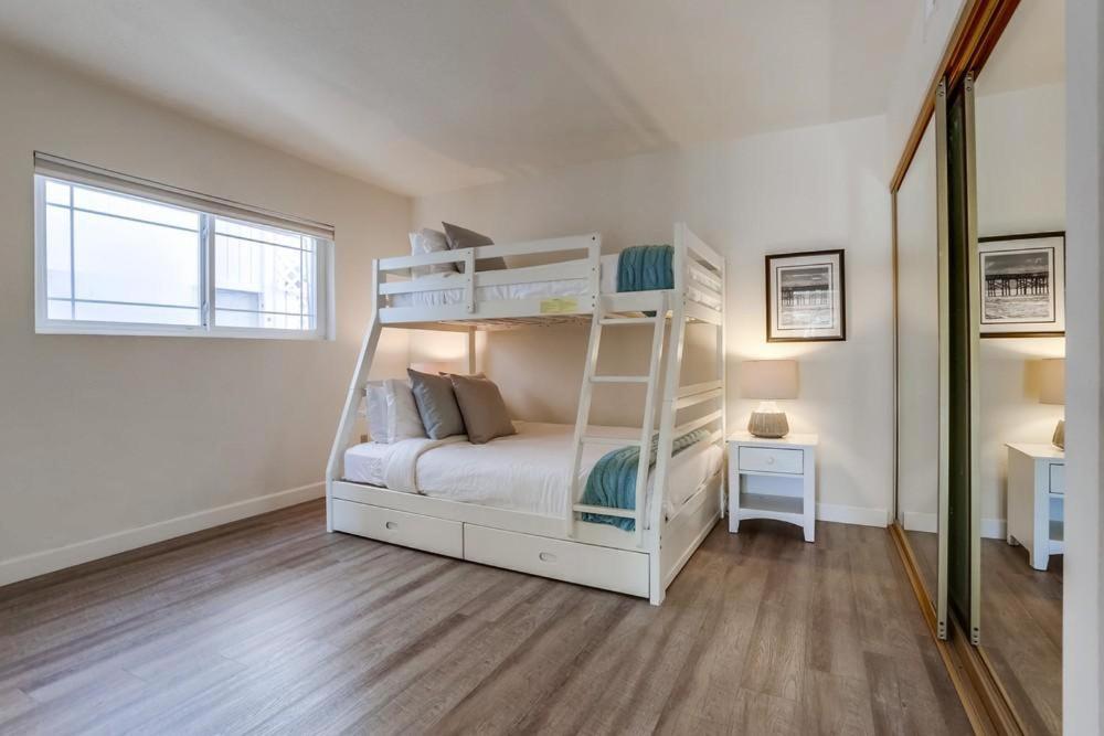 Pacific Shores Holiday home