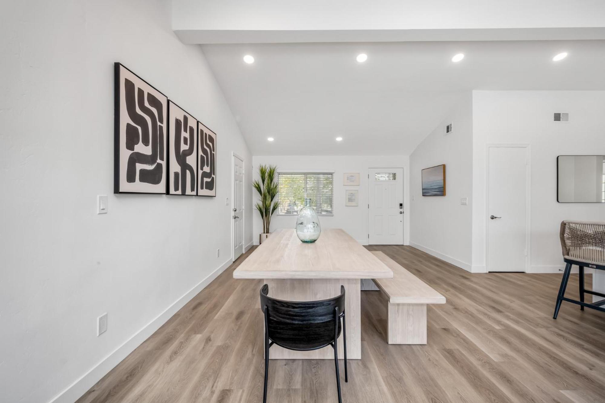 Spacious With 7 Beds Minutes From Mission Bay Holiday home